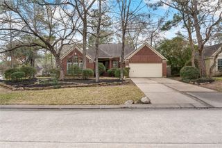 147 Linton Downs Place, The Woodlands, TX 77382