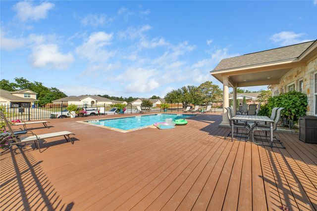 1403 Waterstone Drive, Brownwood, TX 76801