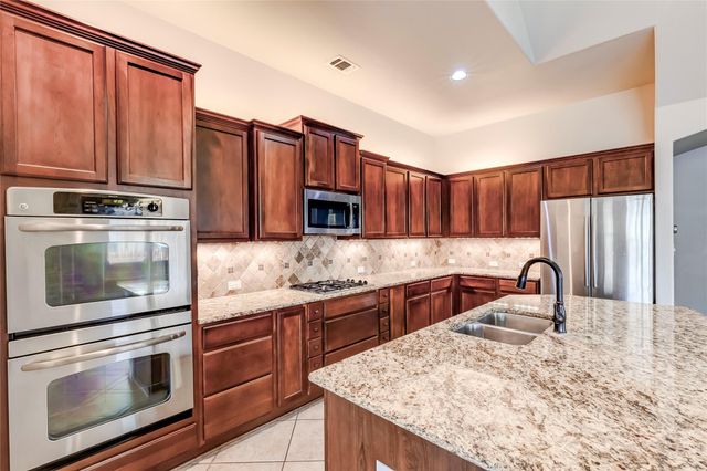19421 Brent Knoll DR, Pflugerville, TX 78660