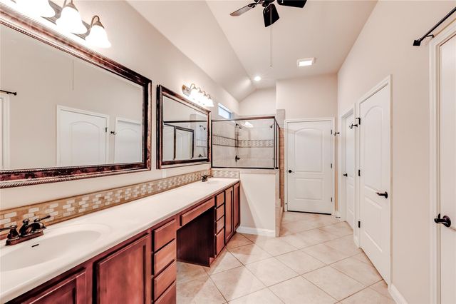 19421 Brent Knoll DR, Pflugerville, TX 78660