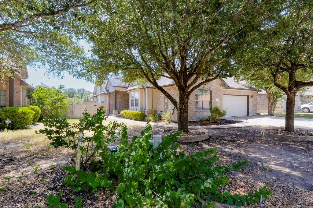 19421 Brent Knoll DR, Pflugerville, TX 78660