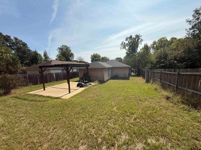 111 Jerome Court, Rusk, TX 75785