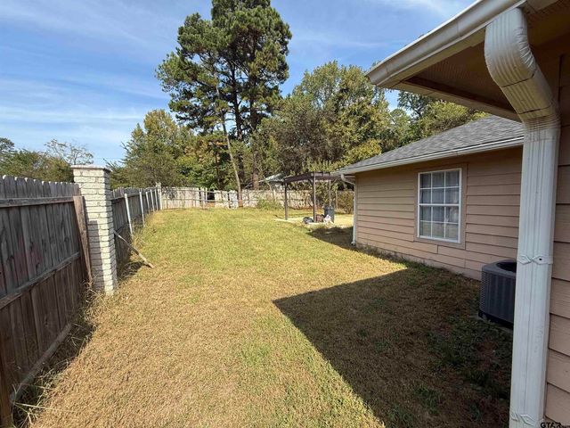 111 Jerome Court, Rusk, TX 75785