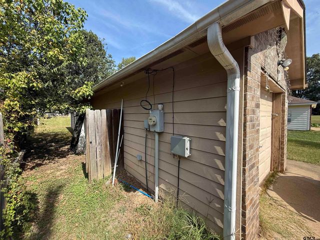 111 Jerome Court, Rusk, TX 75785