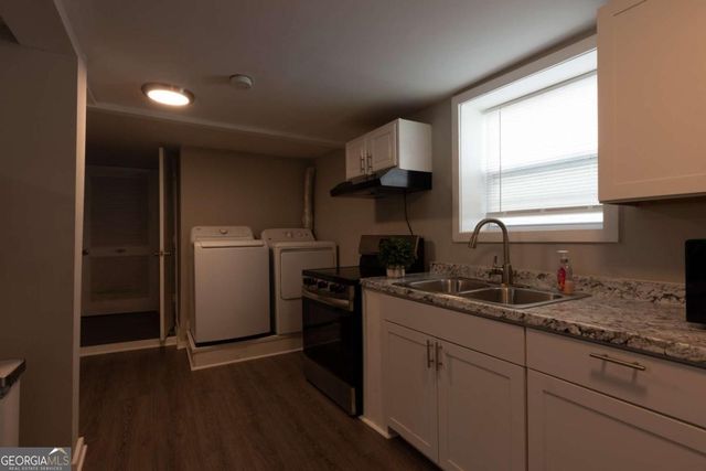 933 Byron Drive SW, Atlanta, GA 30310