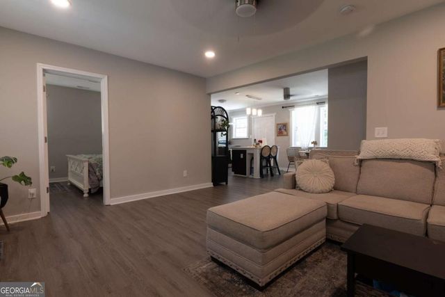 933 Byron Drive SW, Atlanta, GA 30310