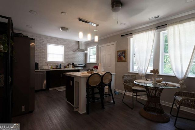 933 Byron Drive SW, Atlanta, GA 30310