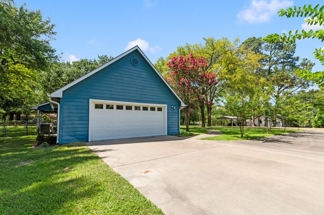 245 Shady Shores Drive, Mabank, TX 75156