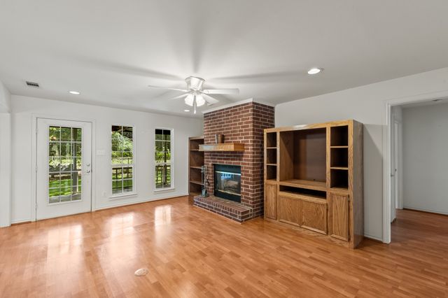 245 Shady Shores Drive, Mabank, TX 75156