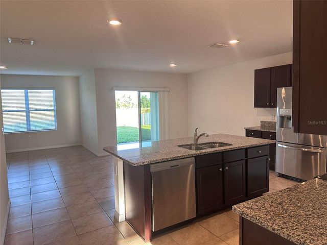 1689 BAY BREEZE DRIVE, St Cloud, FL 34771