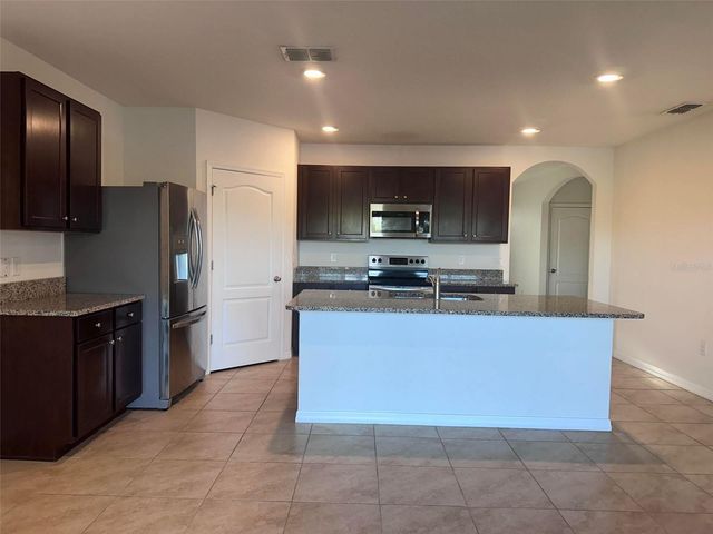 1689 BAY BREEZE DRIVE, St Cloud, FL 34771