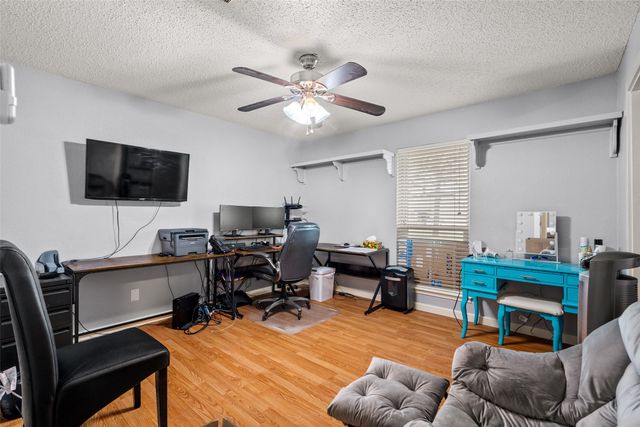 701 Wood Lane, Azle, TX 76020