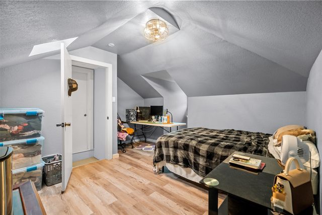 701 Wood Lane, Azle, TX 76020