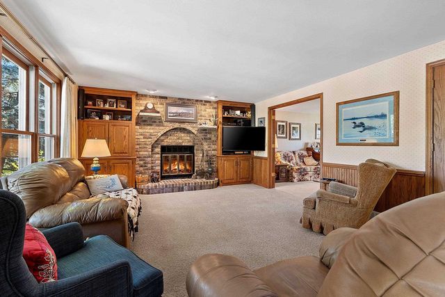 2967 MAYFLOWER ROAD, Green Bay, WI 54311