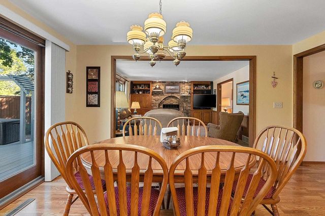 2967 MAYFLOWER ROAD, Green Bay, WI 54311
