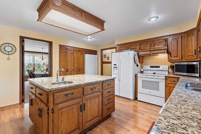 2967 MAYFLOWER ROAD, Green Bay, WI 54311