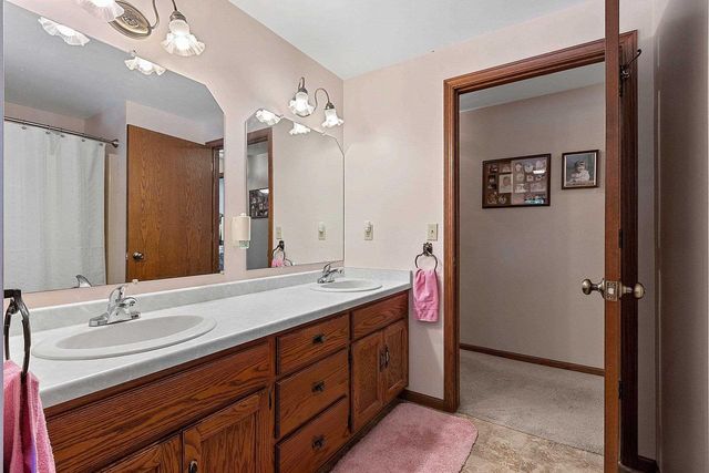 2967 MAYFLOWER ROAD, Green Bay, WI 54311