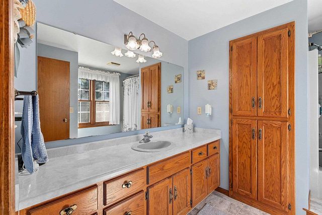 2967 MAYFLOWER ROAD, Green Bay, WI 54311