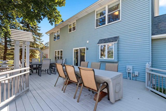 2967 MAYFLOWER ROAD, Green Bay, WI 54311