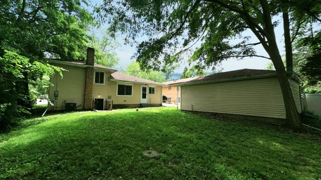 3004 Longfellow Avenue, Hazel Crest, IL 60429