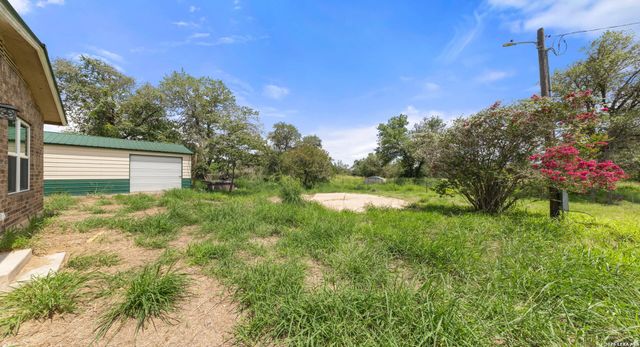 305 WAYCROSS RD, San Antonio, TX 78264