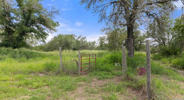 305 WAYCROSS RD, San Antonio, TX 78264
