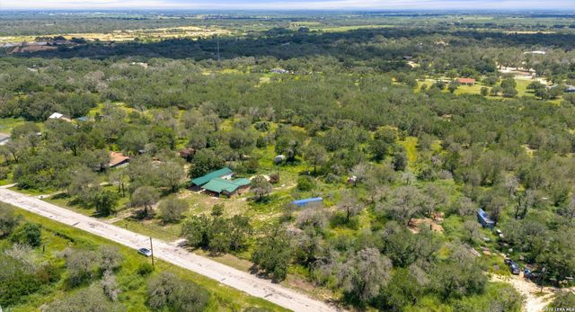 305 WAYCROSS RD, San Antonio, TX 78264