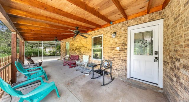 305 WAYCROSS RD, San Antonio, TX 78264