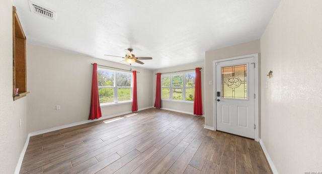 305 WAYCROSS RD, San Antonio, TX 78264