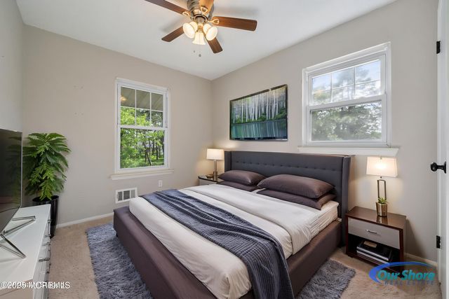 707 Pine Street, Lakehurst, NJ 08733