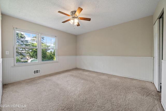707 Pine Street, Lakehurst, NJ 08733