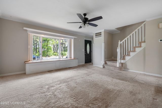 707 Pine Street, Lakehurst, NJ 08733
