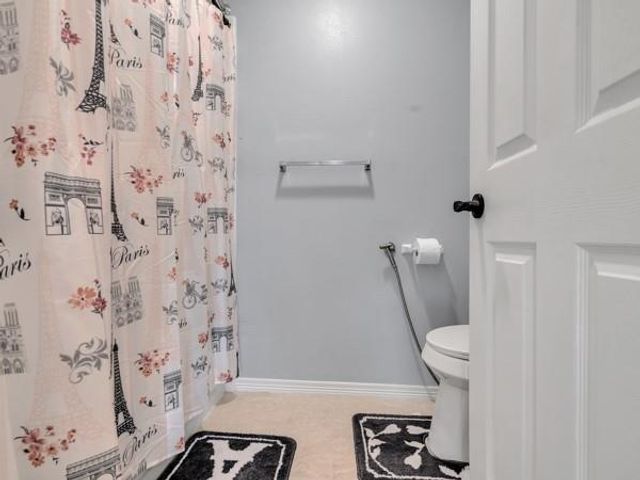 2026 Avana Glen Lane, Sugar Land, TX 77498