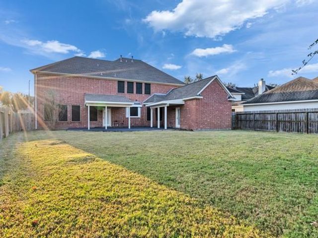 2026 Avana Glen Lane, Sugar Land, TX 77498