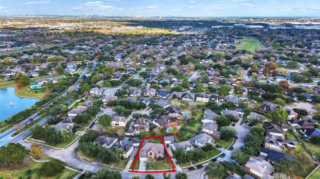 2026 Avana Glen Lane, Sugar Land, TX 77498