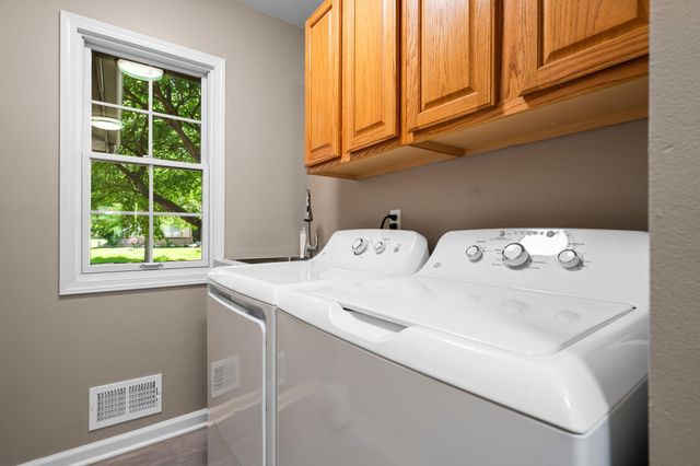 42806 Brookstone Drive, Novi, MI 48377
