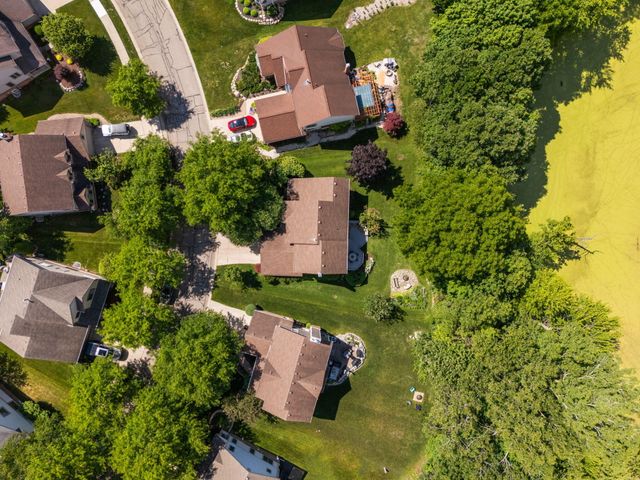 42806 Brookstone Drive, Novi, MI 48377