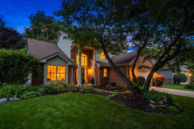 42806 Brookstone Drive, Novi, MI 48377