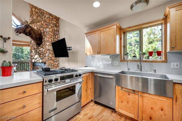 4137 Matterhorn Way, Las Vegas, NV 89124