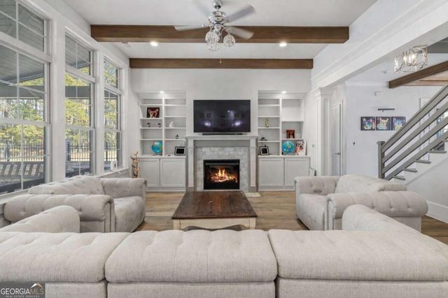 220 River Meadow Lane, Social Circle, GA 30025