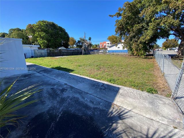 691 E 48th Street, Hialeah, FL 33013