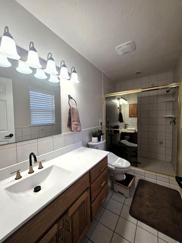 2541 S Brandon Avenue, Springfield, MO 65809