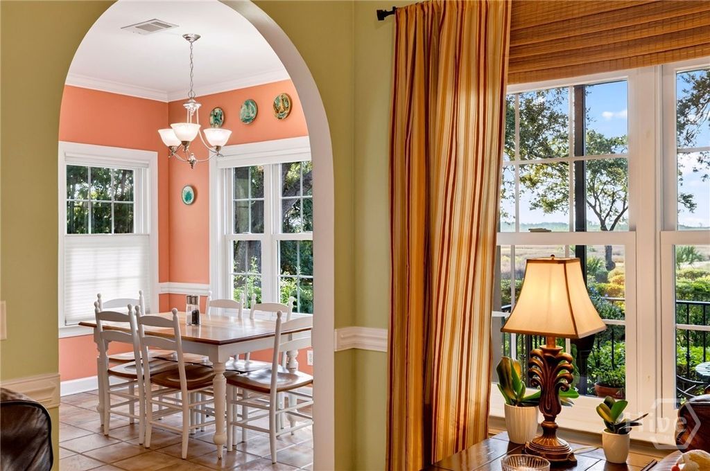 Image 20 of property listing at 237 Lyman Hall, Savannah, GA 31410
