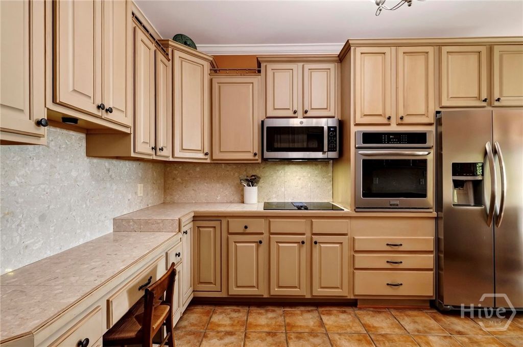 Image 25 of property listing at 237 Lyman Hall, Savannah, GA 31410