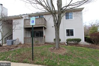 1112 ASPEN DR, Plainsboro, NJ 08536