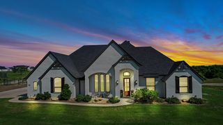 391 Red Bird Drive, Springtown, TX 76082