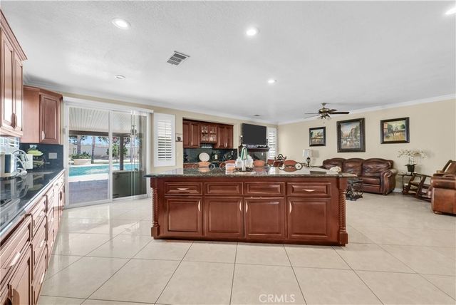 19246 Sterling Hill, Perris, CA 92570