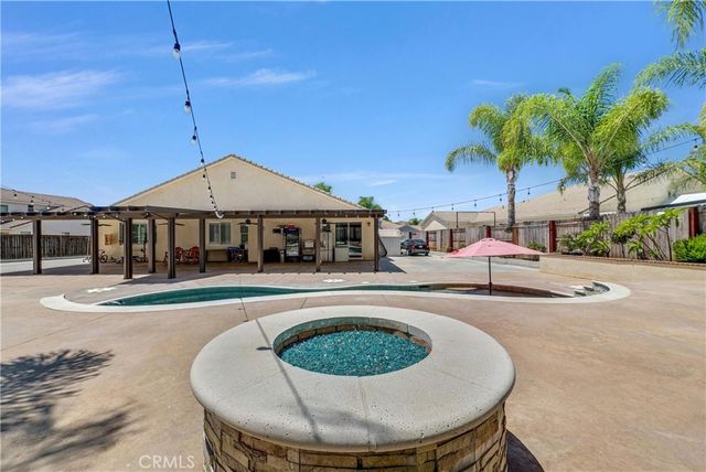 19246 Sterling Hill, Perris, CA 92570
