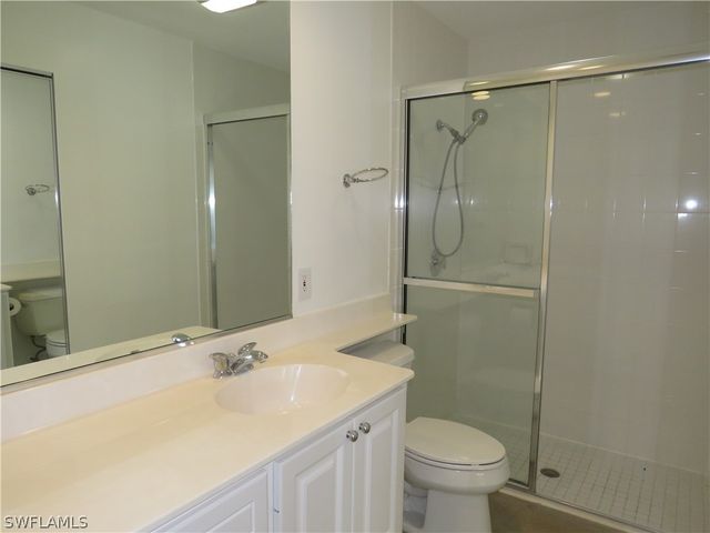 3387 Cayman LN, Naples, FL 34119