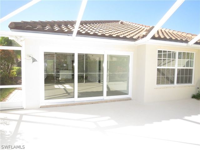 3387 Cayman LN, Naples, FL 34119